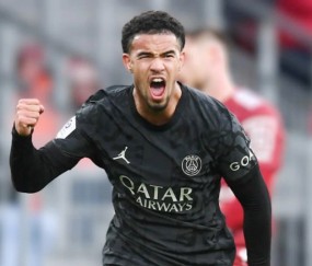 爱游戏-蒂姆新星突破纪录表现惊艳，C9未来可期！的简单介绍