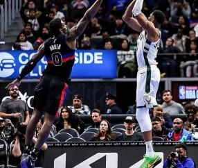 爱游戏体育-字母哥回归赛场，战术调整首场状态亮眼，TL观众沸腾！的简单介绍